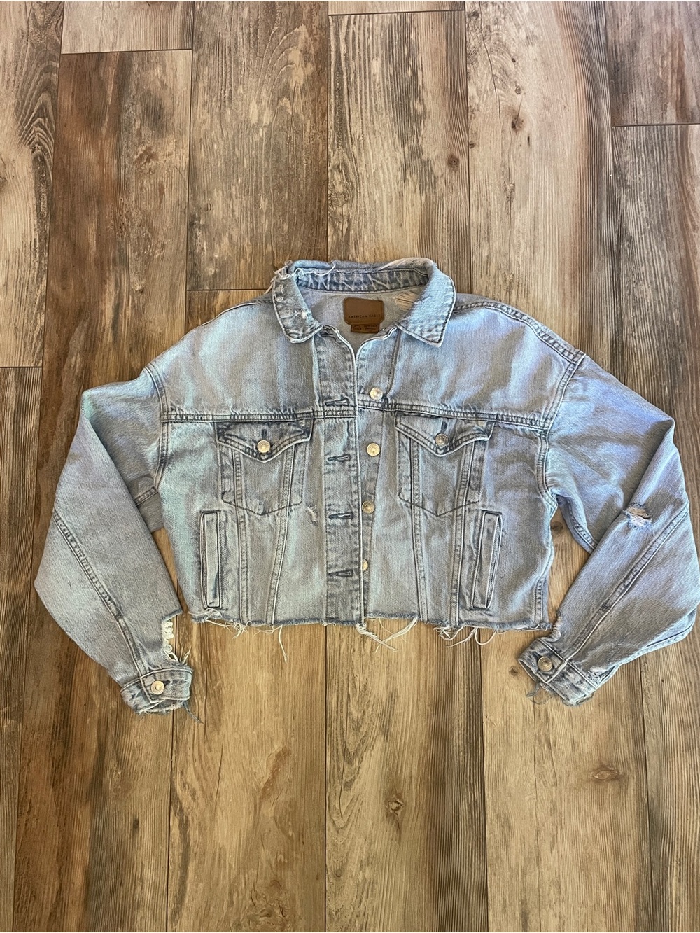 American Eagle Outfitters Light Wash Cropped Denim Jacket